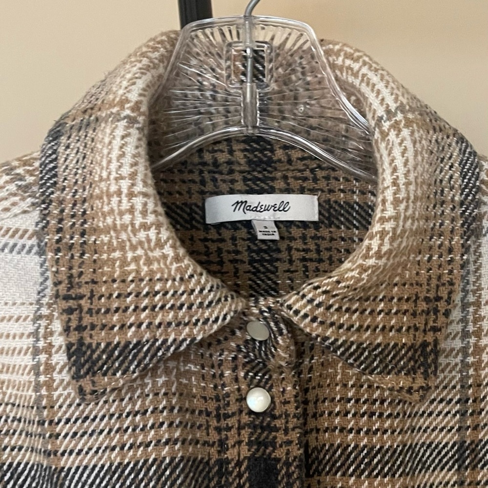 Madewell Flannel Button-Up Shirt-Jacket in Plaid - Picture 5 of 11